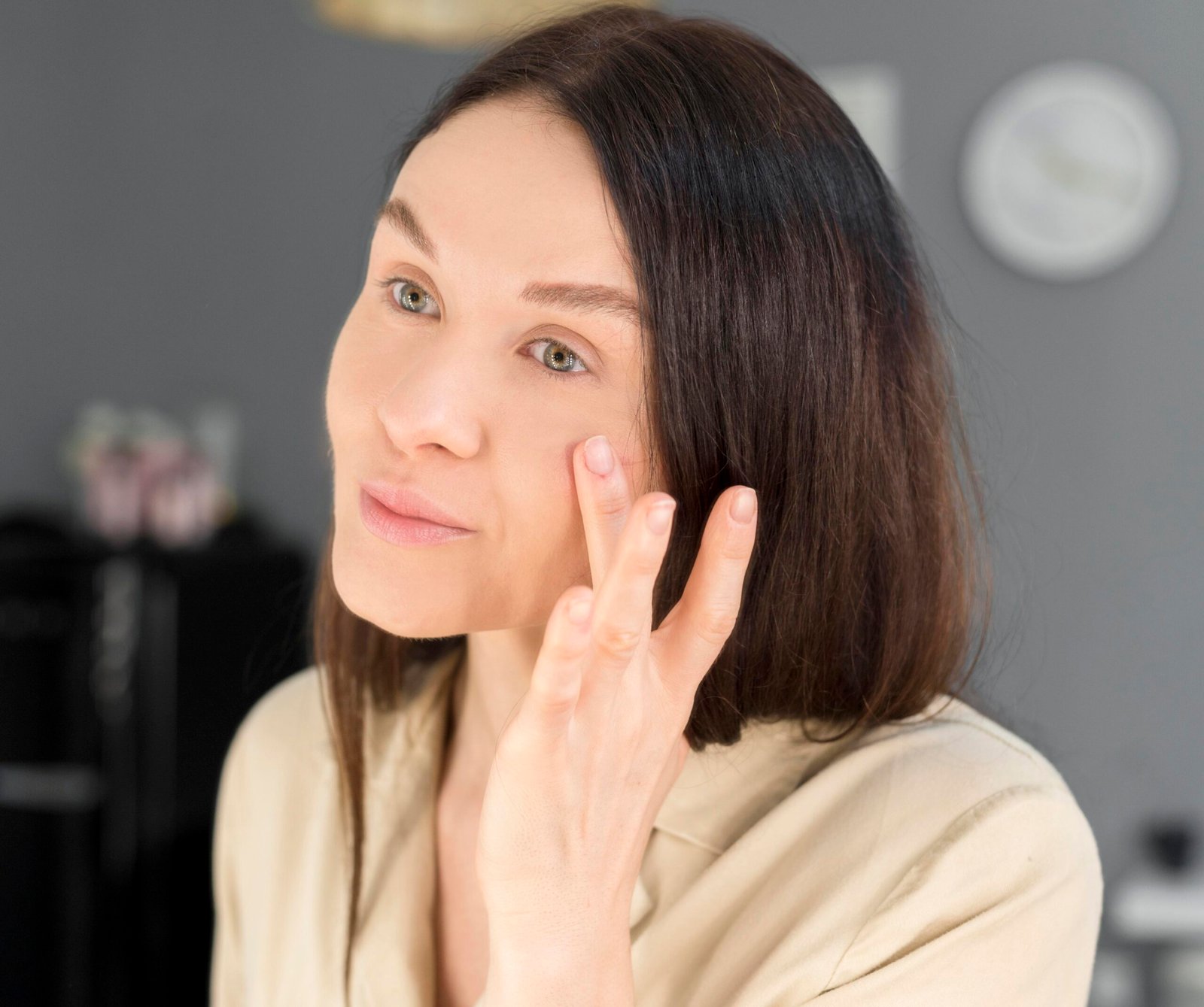 How to Prevent Fine Lines and Wrinkles Naturally